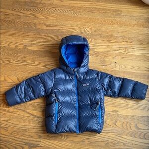 Patagonia Hi-Loft Navy Hooded Puffer Jacket